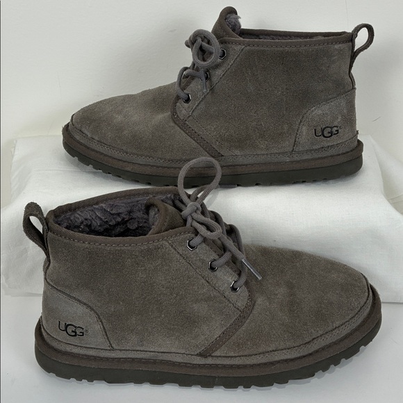UGG Women’s 8 Chukka Neumel Boots Gray Suede Sherpa Lined Lace Up Ankle - Picture 8 of 9